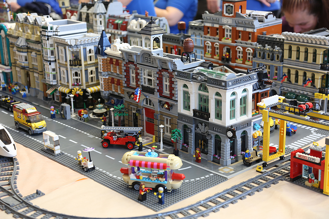 LEGO mattoncini in festa_131.jpg